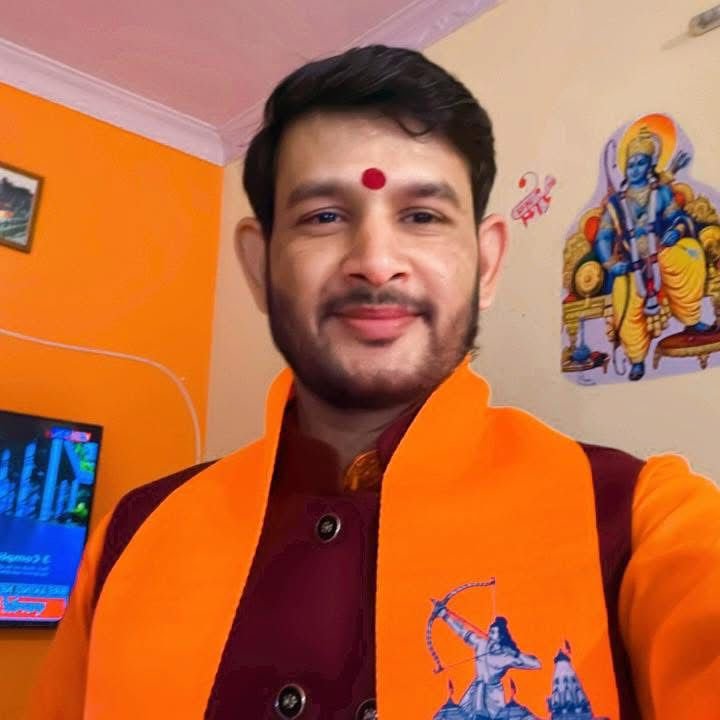 Acharya Prashant pandey